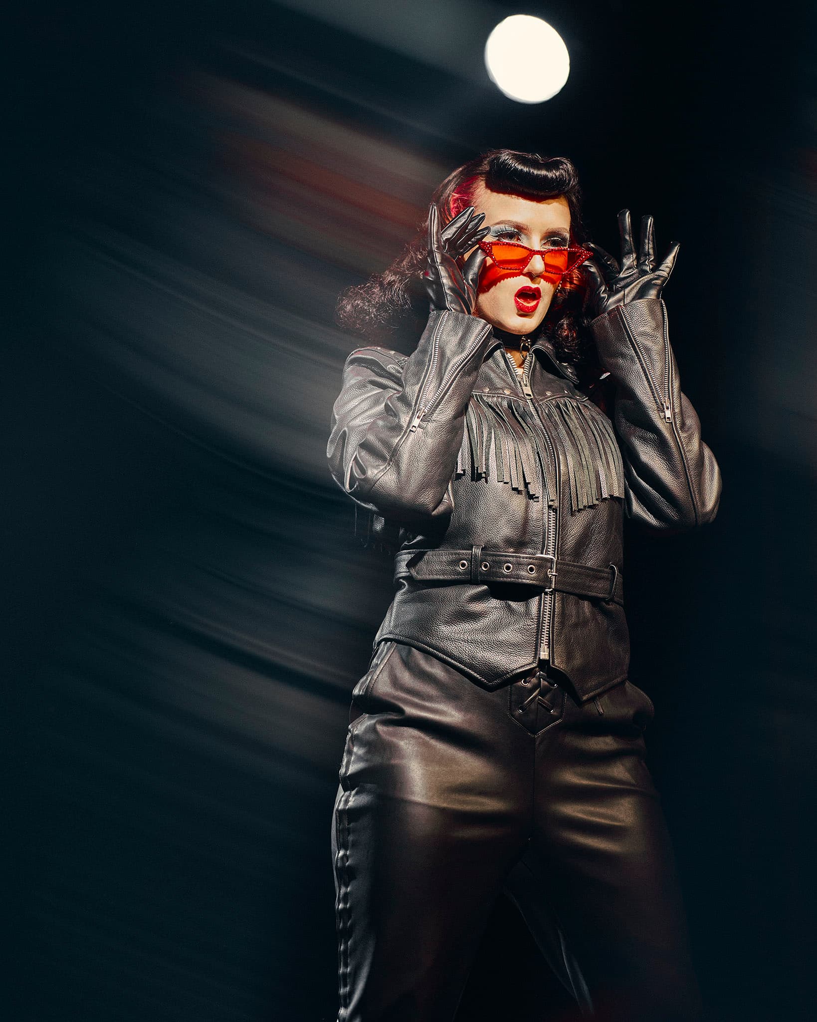 Burlesque Photography: Rachel Riot im Studio und auf der Bühne